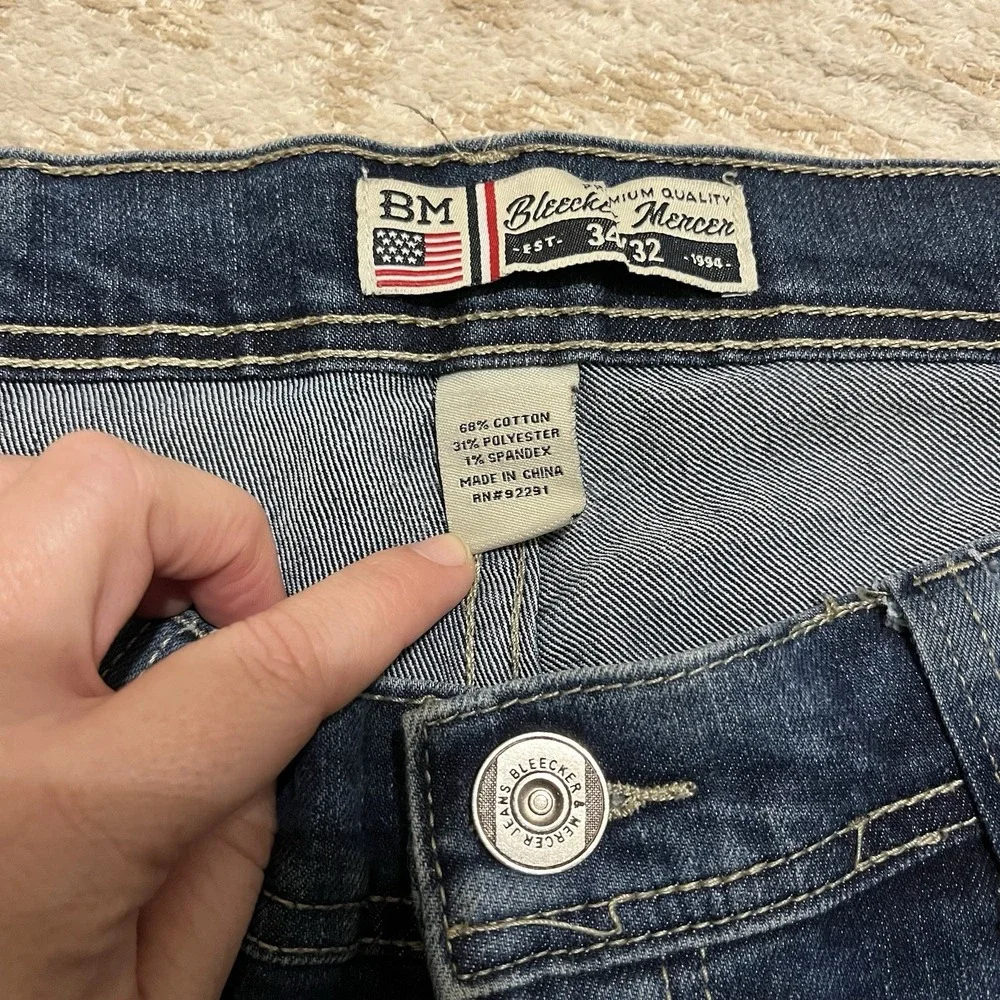 Bleeker and Mercer Men Tapered Skater Jean 34x32 Acid Wash Distressed 90s Grunge